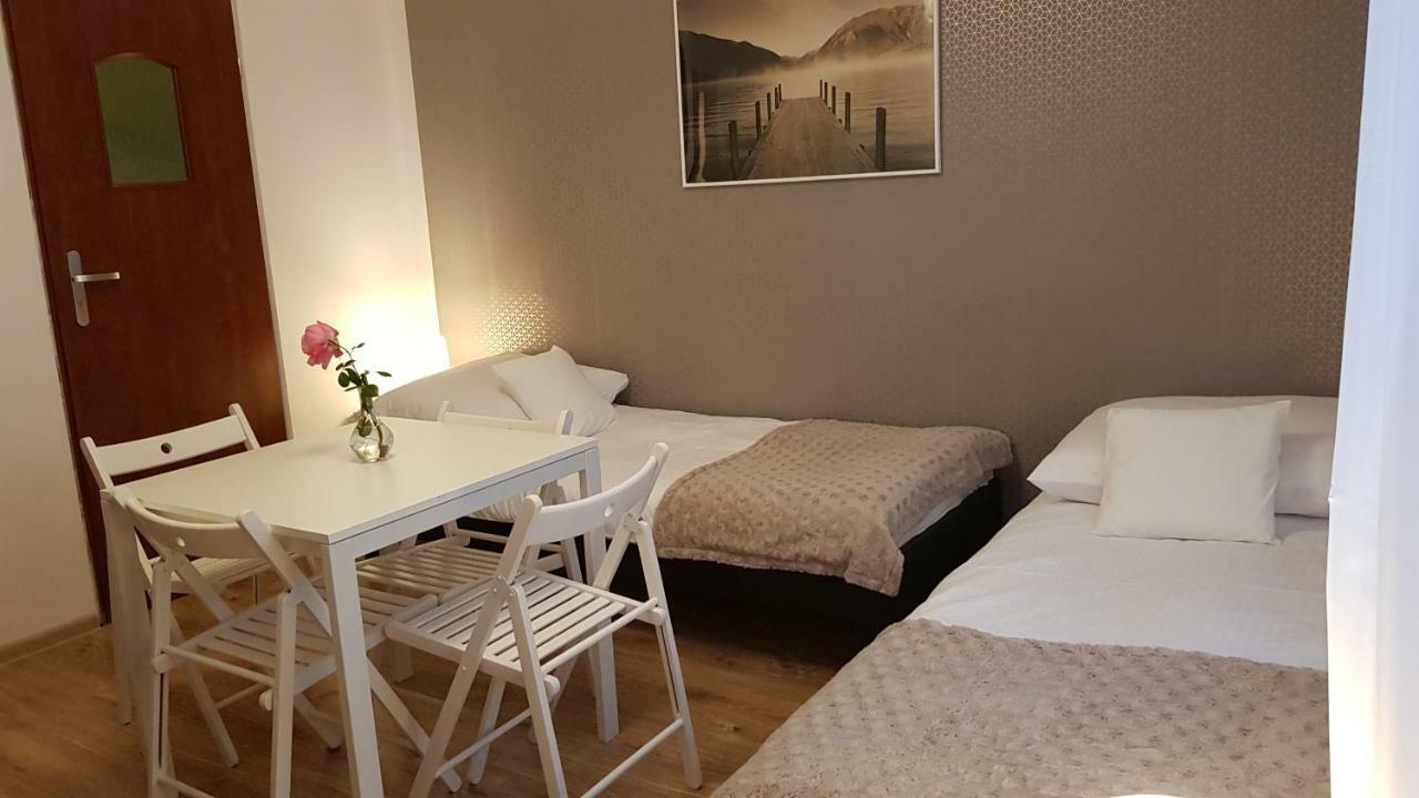 Pokoje Goscinne Venezia Czaplinek Exterior foto