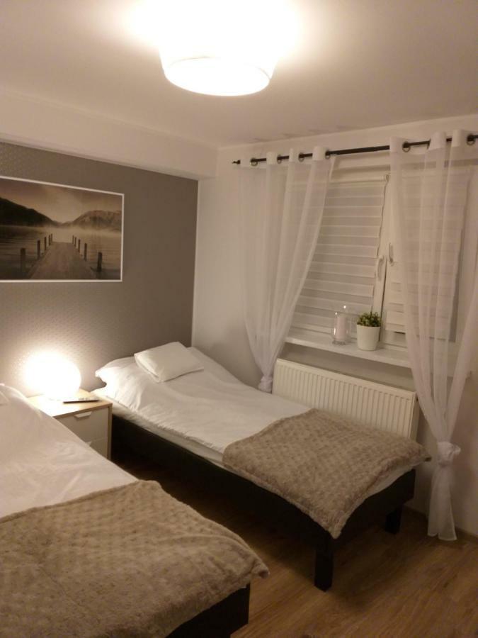 Pokoje Goscinne Venezia Czaplinek Exterior foto